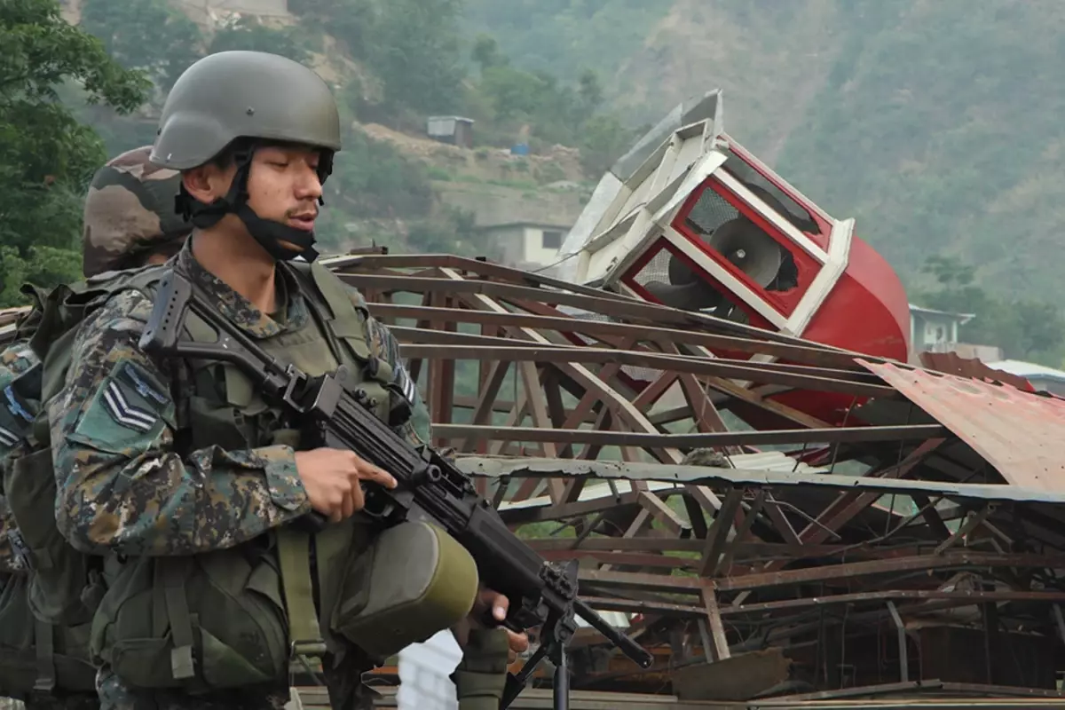Hindistan Pakistan'ı füzelerle vurdu, ölü sayısı 26'ya yükseldi