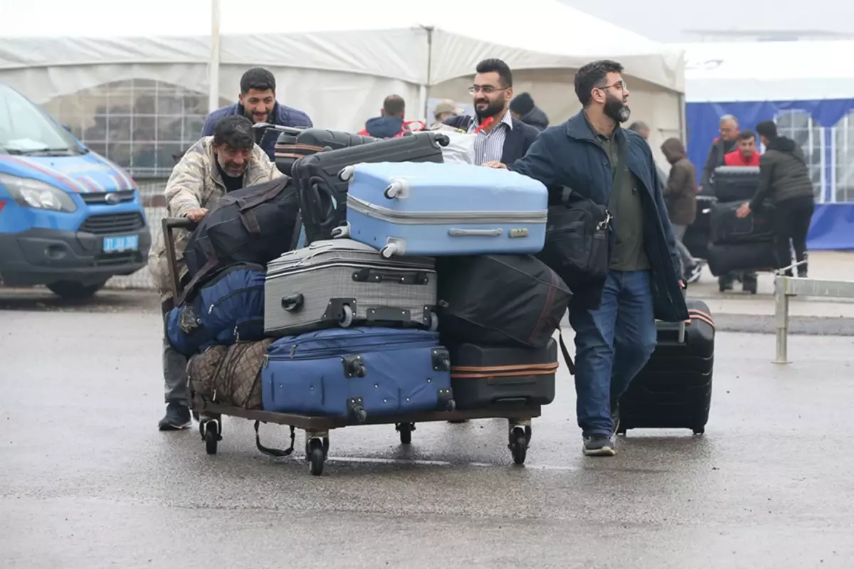 Türkiye'den giden Suriyeli sayısı açıklandı